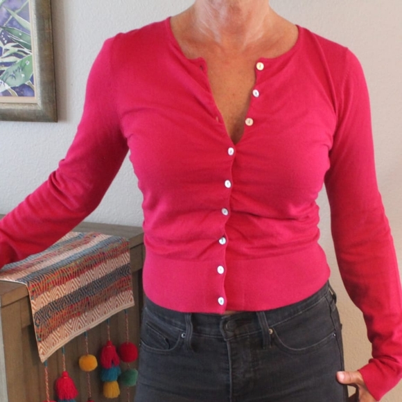 Fuscia pink ruched button down cotton sweater - Picture 1 of 9